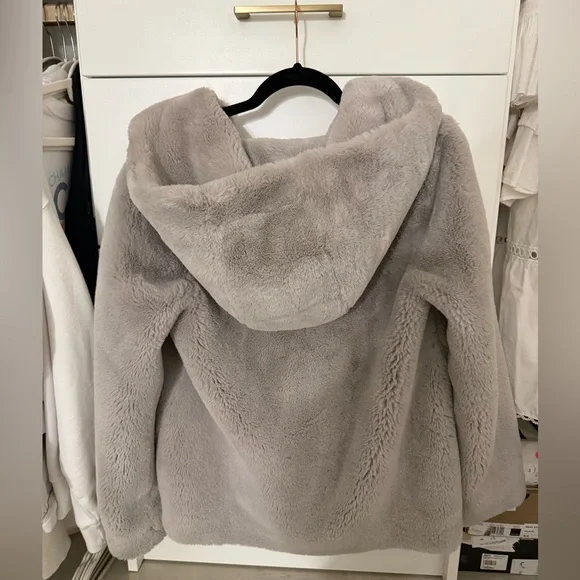 BCBGMAXAZRIA faux fur hooded coat - Picture 6 of 7